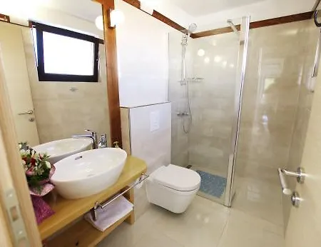 New- With Sauna&jacuzzi 2025 Διαμέρισμα *